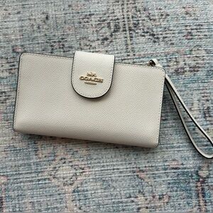 Coach Phone Wallet - style CS441